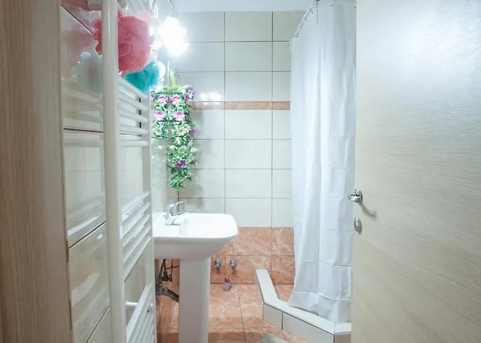 Vana's Downtown * Tríkala