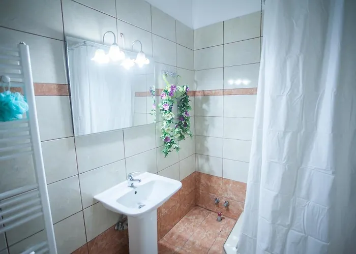 Vana's Downtown Tríkala